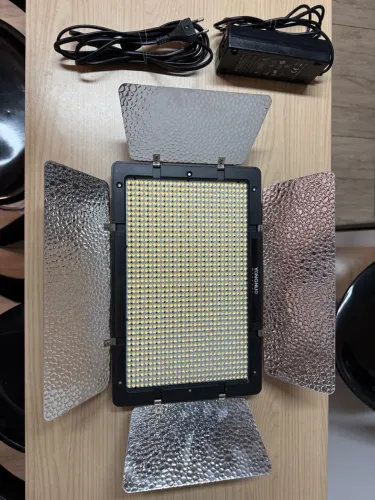 Painel de 1200 LEDs yongnuo - YN1200