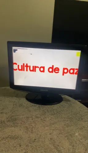 TV/Monitor LCD Samsung 19 polegadas