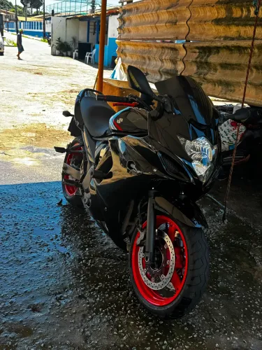 OPORTUNIDADE - VENDO SUZUKI GSX 650F 2009