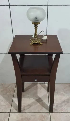 Mesa lateral
