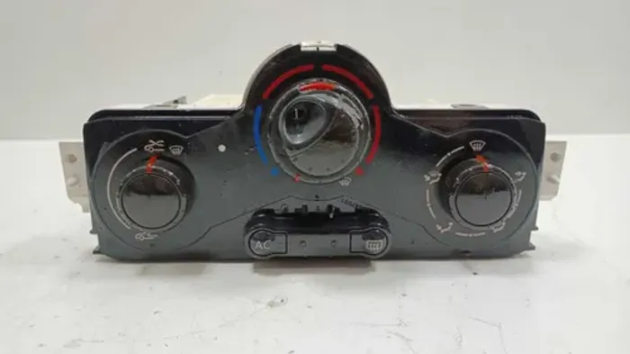 Comando De Ar Condicionado Renault Megane Sd Dyn 1.6 2006