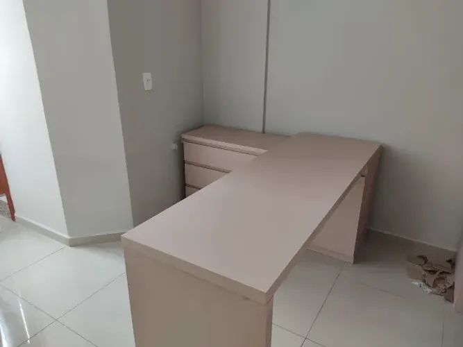 Mesa/balcão para loja