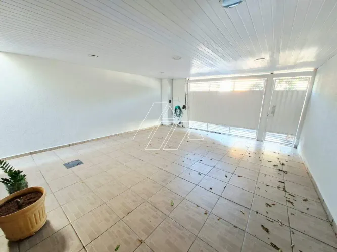 Casa  2 quartos  Venda  Zona Oeste  Próximo ao Mercado Santa Terezinha  Marília/SP