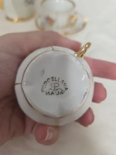 Antigo Jogo de Café Miniatura em Porcelana Mauá - Rico em Ouro