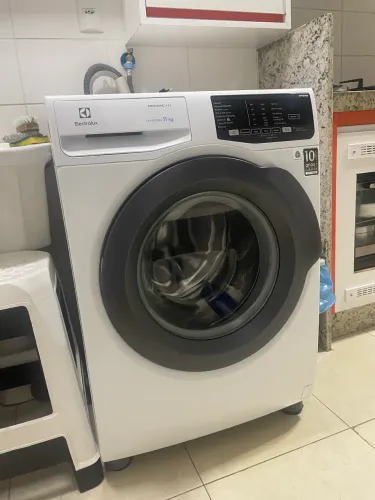Máquina/Lavadora de Roupas Electrolux 11kg