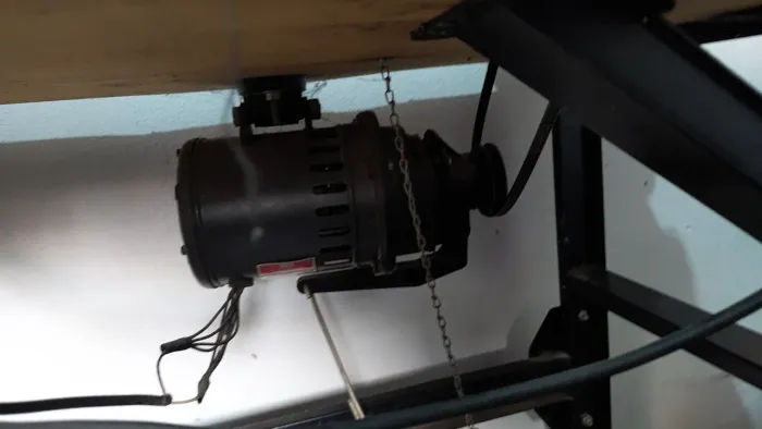 Máquina overlok 110/220volts