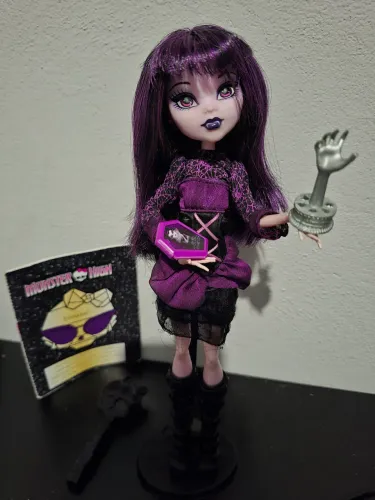 BONECA MONSTER HIGH ELISSABAT G1 COMPLETA