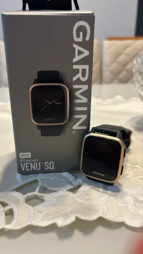 GARMIN - Vênus SQ - Music GPS Smartwatch