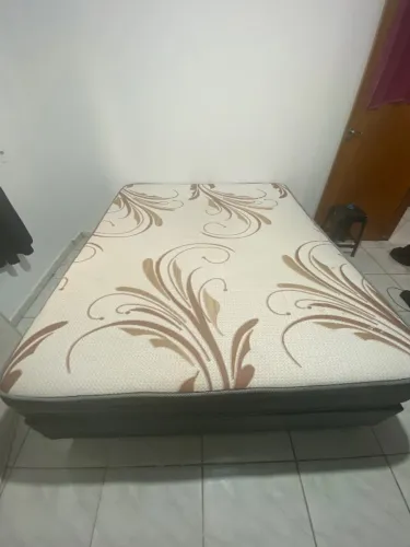 Cama queen Size