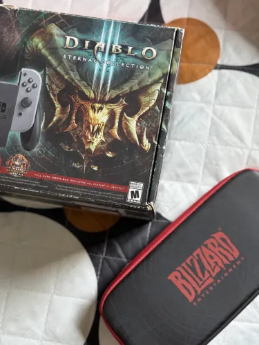 Case para Nintendo Switch Diablo III Eternal Collection  
