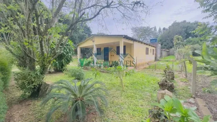 Velleda oferece espetacular casa em condomínio com amplo terreno de 2.025m²