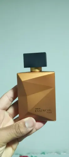 Perfumes, Mirra, Sentir e Impression.