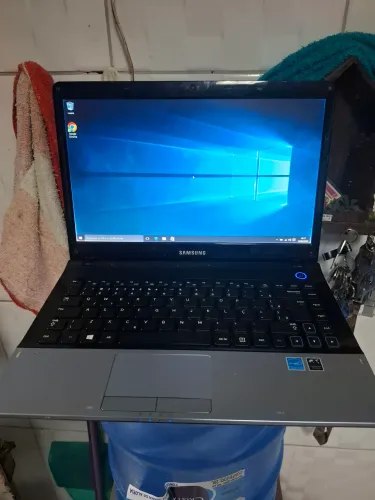 NOTEBOOK SAMSUNG FUNCIONANDO NORMALMENTE 