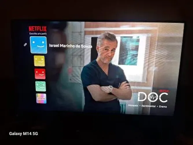 Vendo TV Philco 32 SMARTV Nova com nota fiscal ZAP *