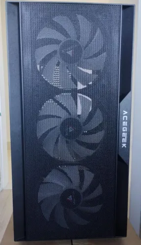 Gabinete gamer preto, ace geek stratus mash com 3 fans
