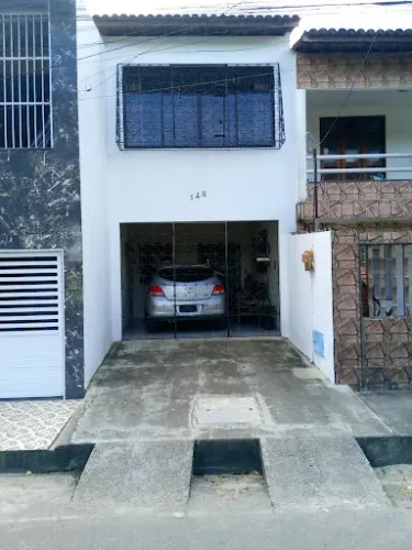 Casa com 3 dormitórios à venda, 80 m² por R$ 370.000,00 - Parque Santa Fé - Maranguape/CE