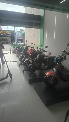 Plataforma expositora para moto