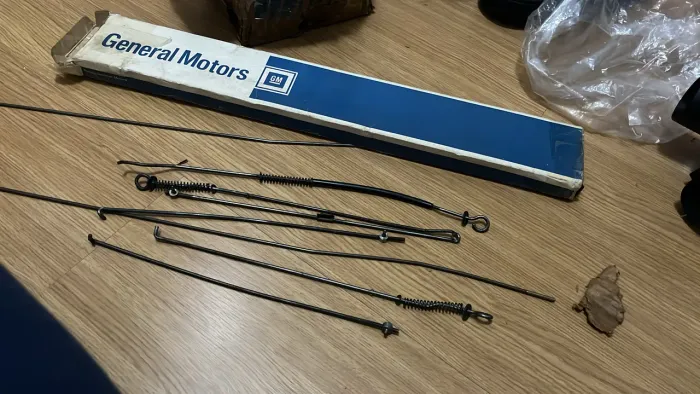 Kit  de   Varetas para abrir e trancar as portas dos opalas