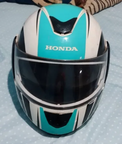 Lindo capacete articulado
