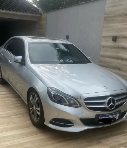 Mercedes-Benz E-250 CGI Avantgarde 2.0 TB 211cv Aut. 2014