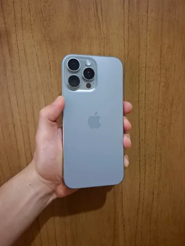 iPhone 16 Pro Max 256GB seminovo!