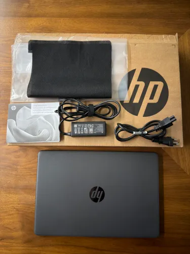 [NOVO] Notebook HP 256R G9 Intel Core i3 1334U 8GB RAM 256GB SSD 15,6 [Média R$ 3400,00]