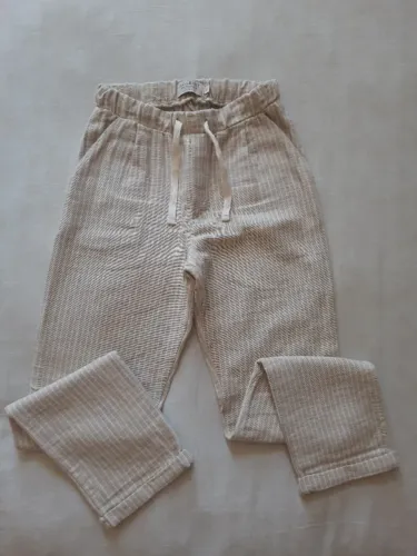 Calça de linho tam. 8 anos