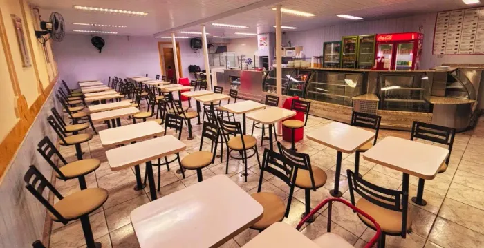 Restaurante e Lanchonete Popular | Meia quadra da Praça Rui Barbosa | PF e Lanches | Giro!