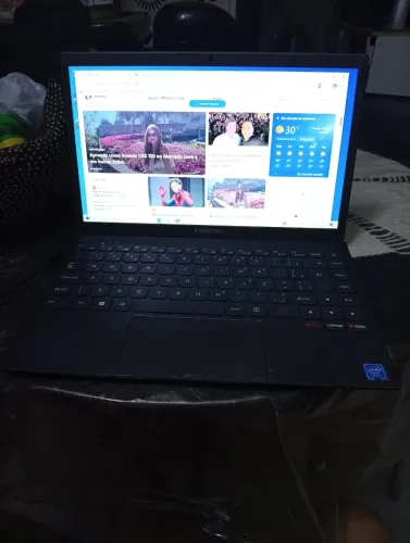 Vende-se um notebook positivo.