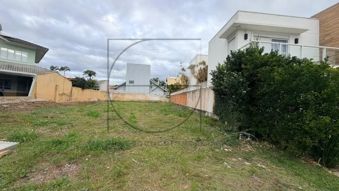 Terreno à venda próximo ao Open Shopping