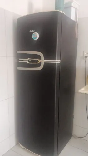 Geladeira com defeito