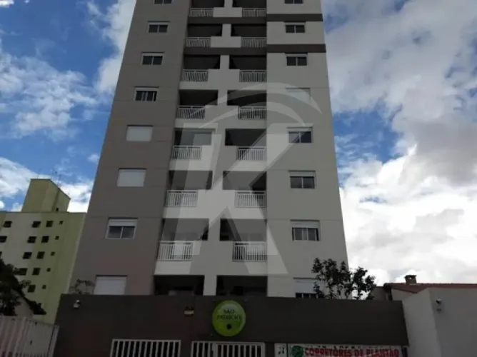 Apartamento mobiliado com 2 quartos, sala, cozinha, 2 banheiros, 1 vaga de garagem fixa