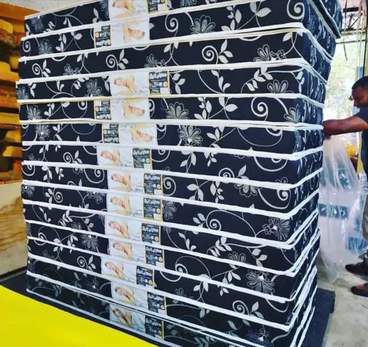 COLCHAO SOLTEIRO 390,00 FRETE GRÁTIS