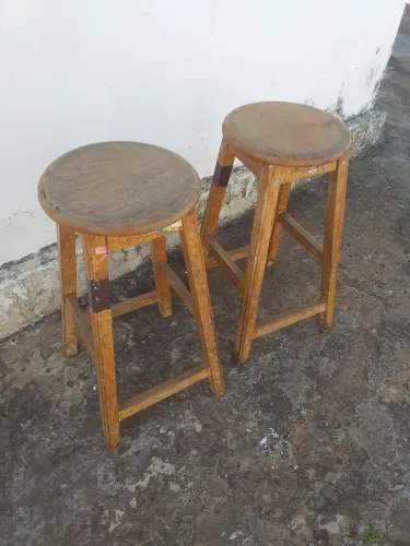 2 panquecas de madeira