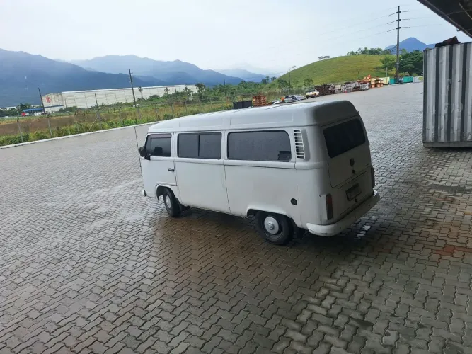 Volkswagen Kombi Standard 1.4 MI Total Flex 8V 2008