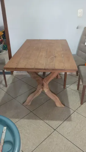 Mesa de cerejeira maciça