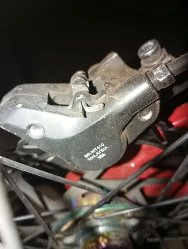Freio Mt200 com pinça do deore 4100