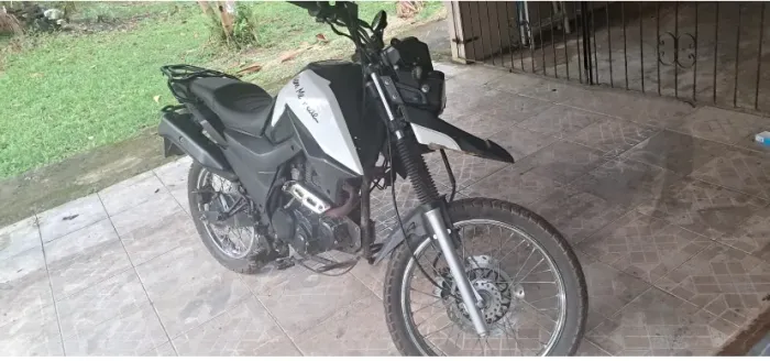 Vende - se moto Shi 175