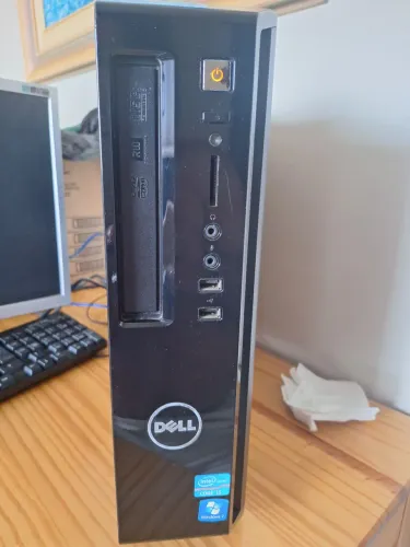 Dell Vostro 260s Slim Tower. <br>?Processador: Intel Core i5 de 2.ª Geração (ex.: i5-2400)