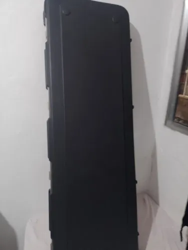 Vendo case music man semi novo!