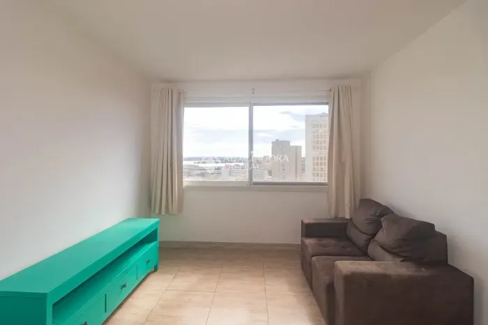Imóvel para aluguel com 50 metros quadrados com 1 quarto em Floresta - Porto Alegre - RS