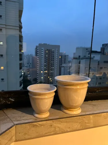   Cachepôs de cerâmica novos, valor do menor R$ 40,00 e do maior R$ 60,00!!!