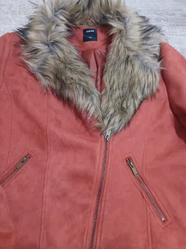 Jaqueta de suede terracota com gola de pelo n: Marisa 46