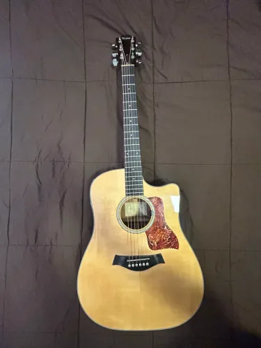 Violão Taylor 510ce - ANALISO TROCAS