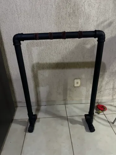 Guarda Varas Com 4 Espaços