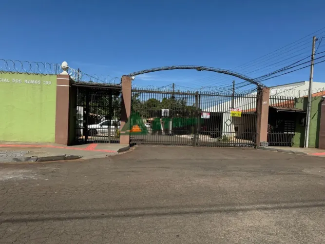 Casa com 02 dormitórios na região norte de Londrina
