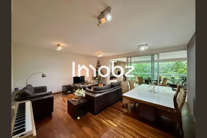 Apartamento à Venda - Campo Belo, 3 Quartos, 180 m2