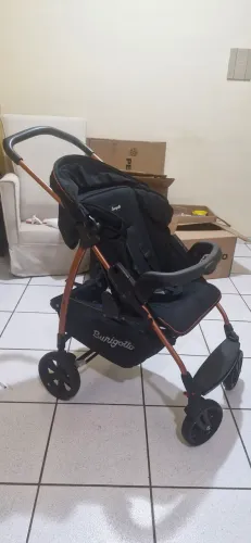 Carrinho de Bebê Burigotto Preto + Carrinho de Bebê Burigotto + Base Touring
