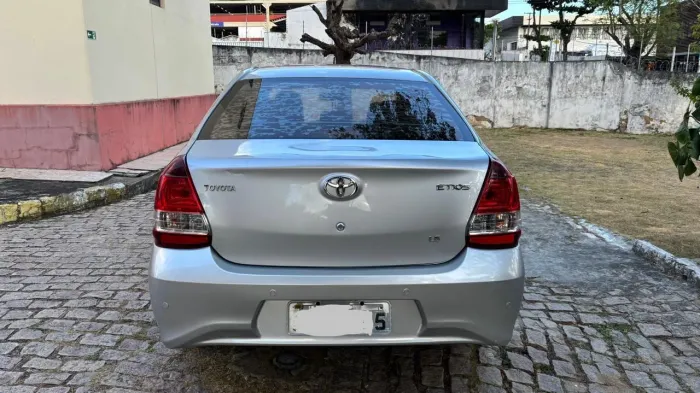 Toyota Etios X Sedan 1.5 Flex 16V 4P Mec. 2019