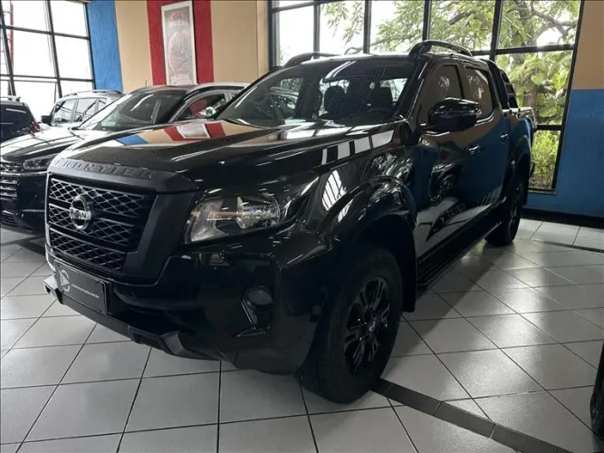 Nissan Frontier LE Attack CD 4X4 2.5 TB Die.aut 2023
